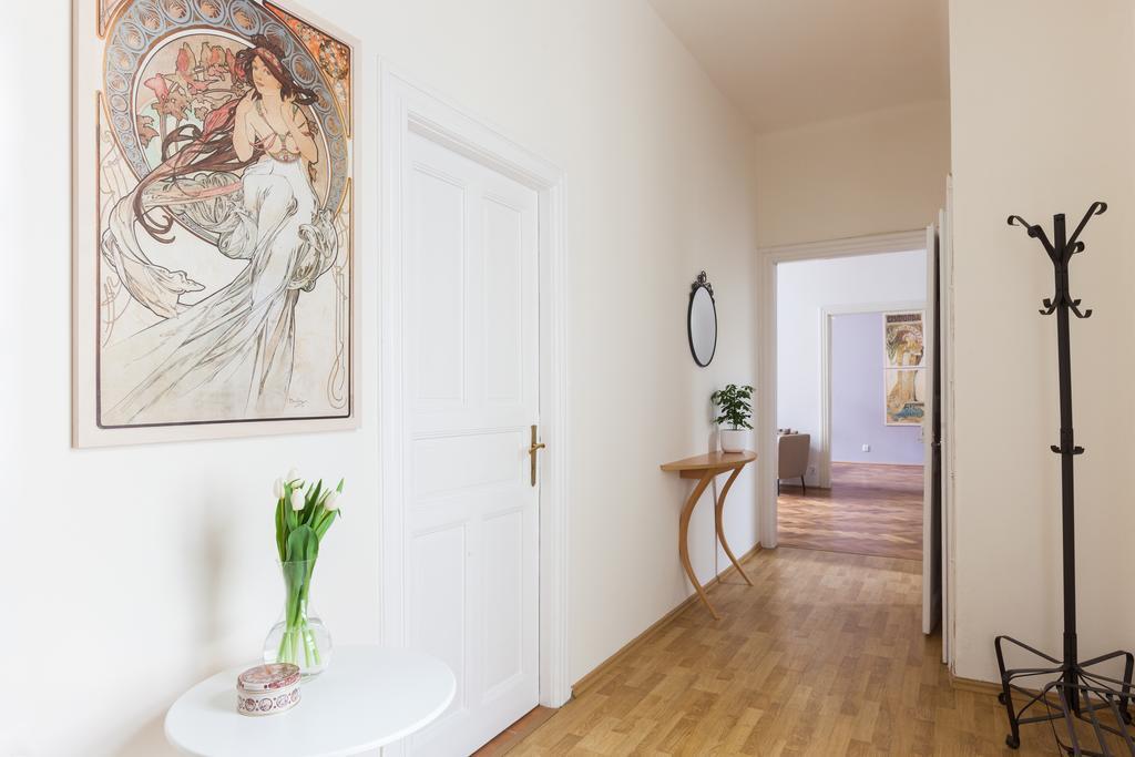 My Mucha'S Old Prague Gallery ภายนอก รูปภาพ